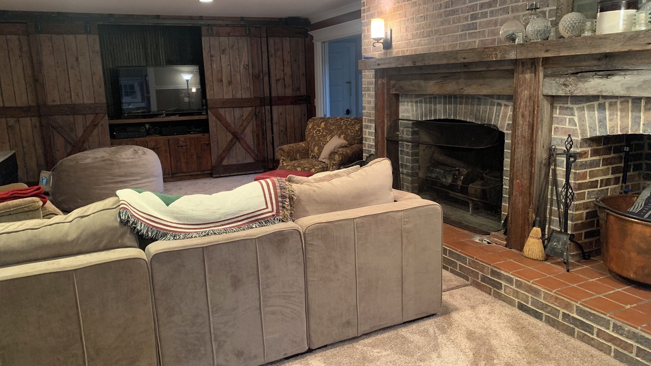 Photo of Livingroom in Grissom - Highland