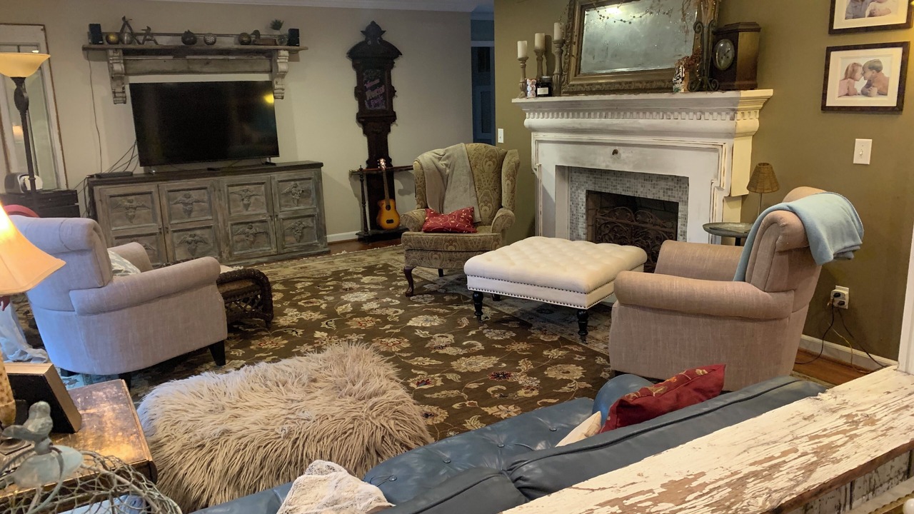 Photo of Livingroom in Grissom - Highland