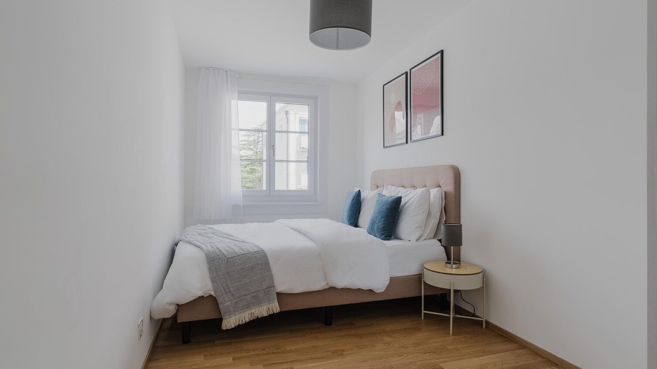 Photo of Bedroom in Horgen District
