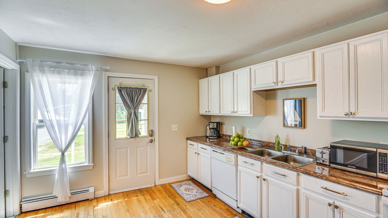 Photo of Kitchen in Wakefield-Peacedale