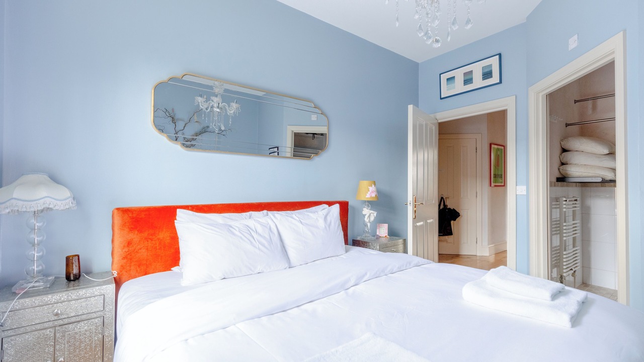 Photo of Bedroom in Homerton