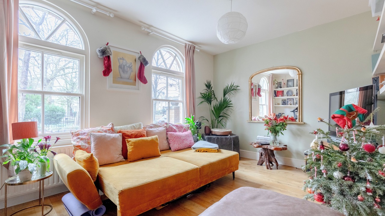 Photo of Livingroom in Homerton
