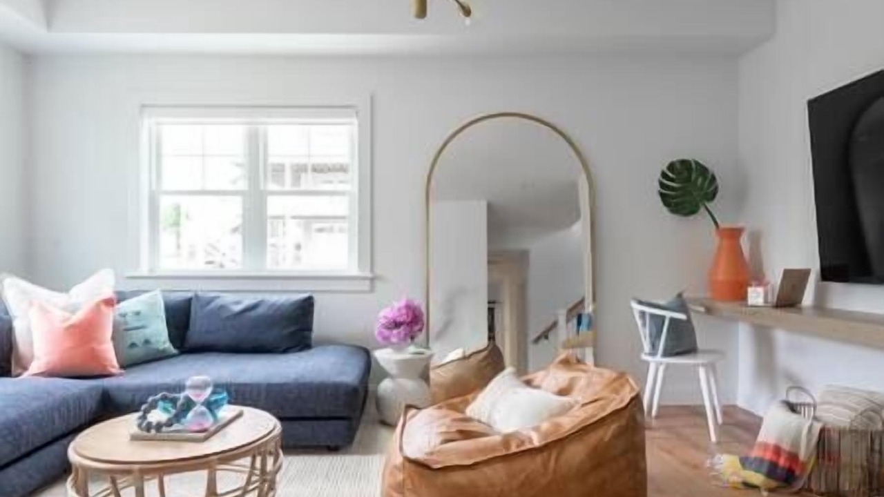 Photo of Livingroom in Eastward Look