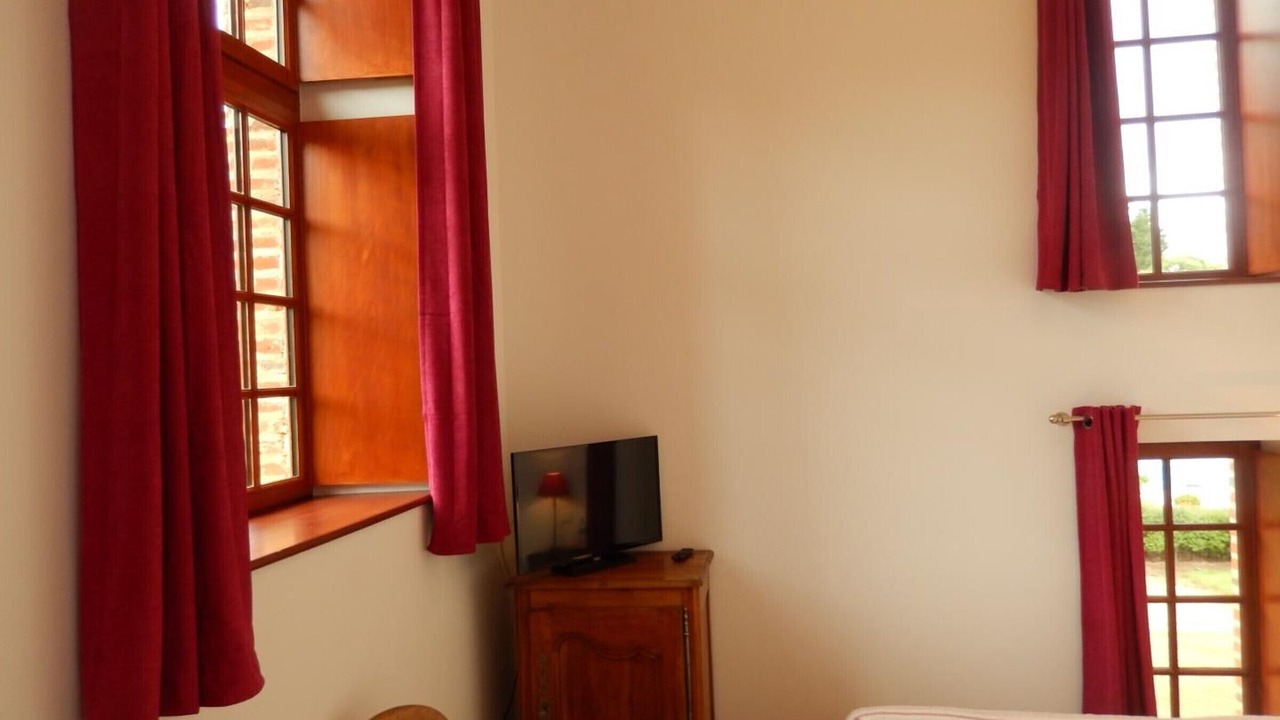 Photo of Bedroom in Tuffe Val de la Cheronne