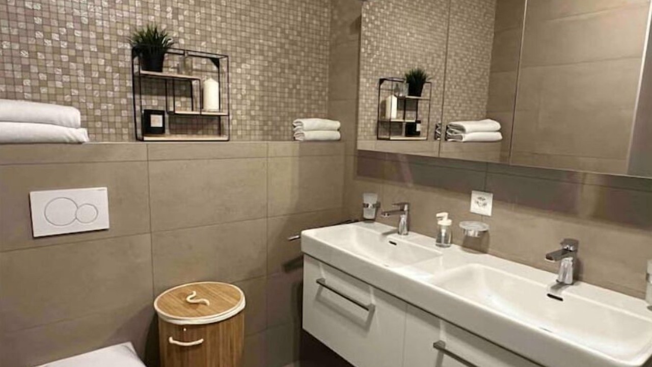 Photo of Bathroom in Prilly