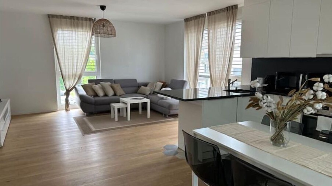 Photo of Livingroom in Prilly