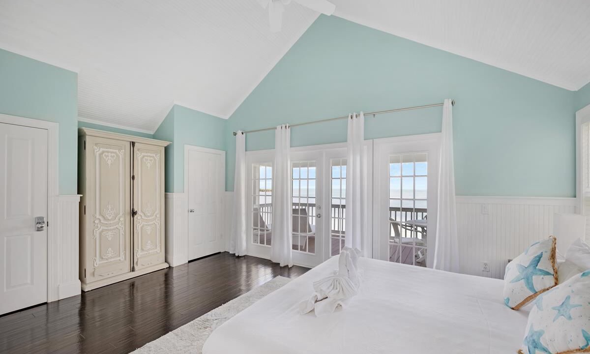Photo of Bedroom in Indigo Reef Marina Homes