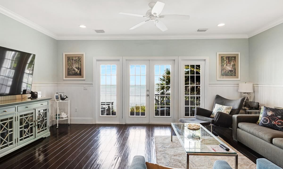 Photo of Livingroom in Indigo Reef Marina Homes