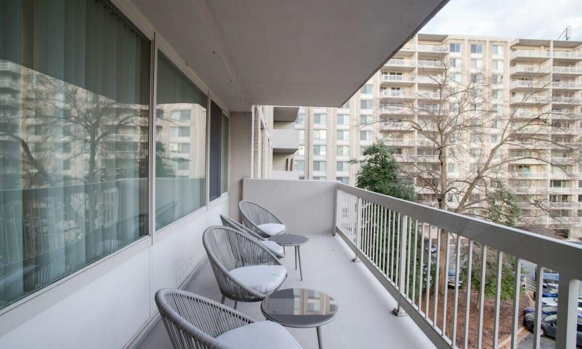 Photo of Patio Balcony in Aurora Highlands