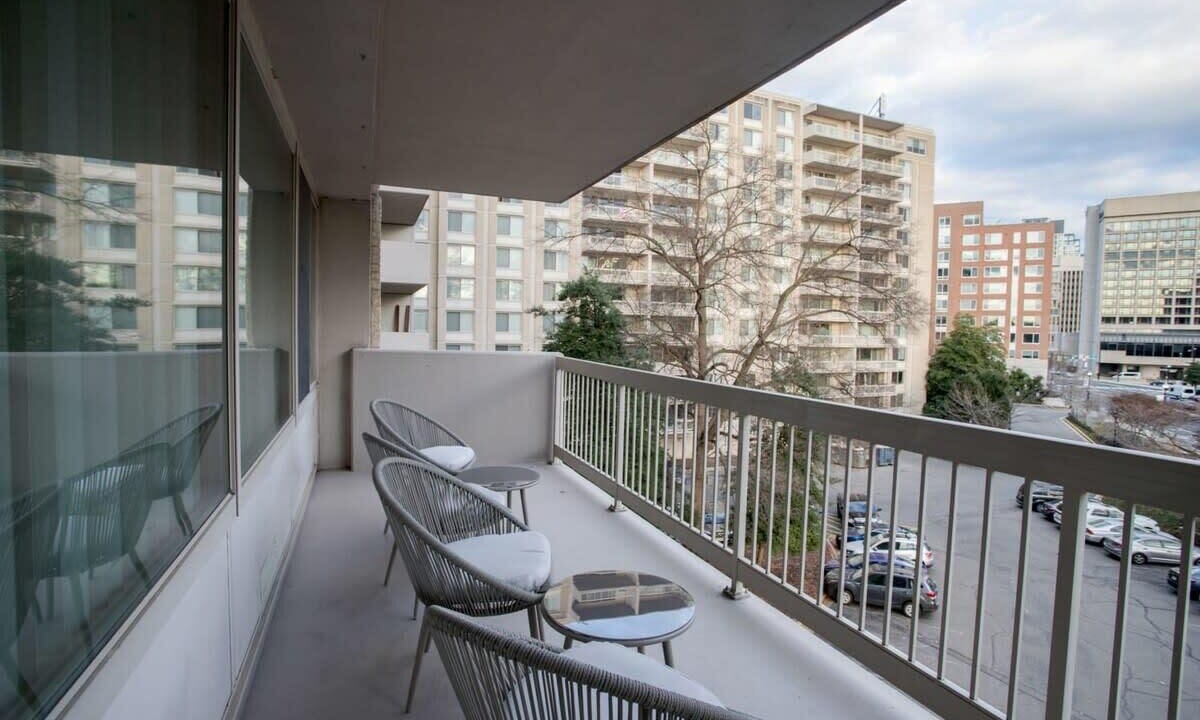 Photo of Patio Balcony in Aurora Highlands