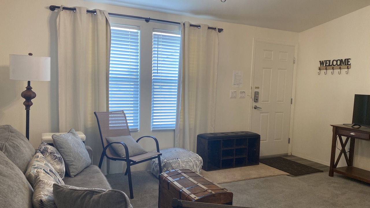 Photo of Livingroom in Golden Hills