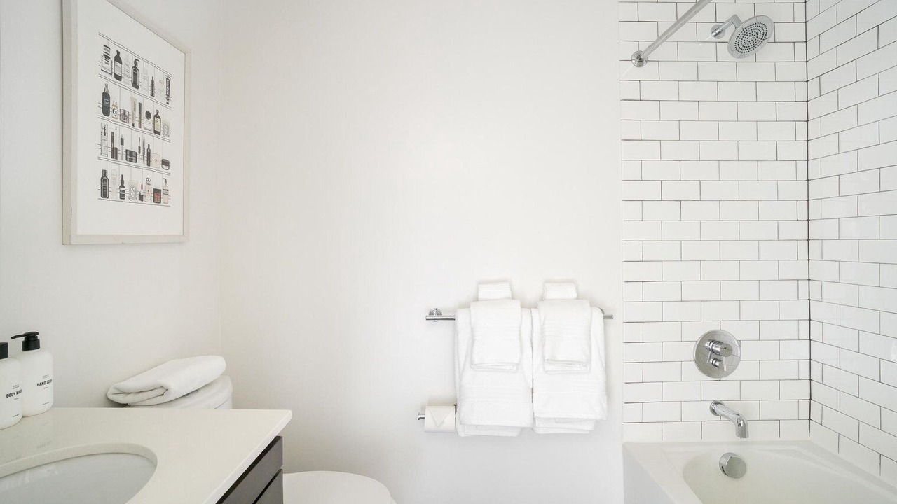 Photo of Bathroom in Shaw