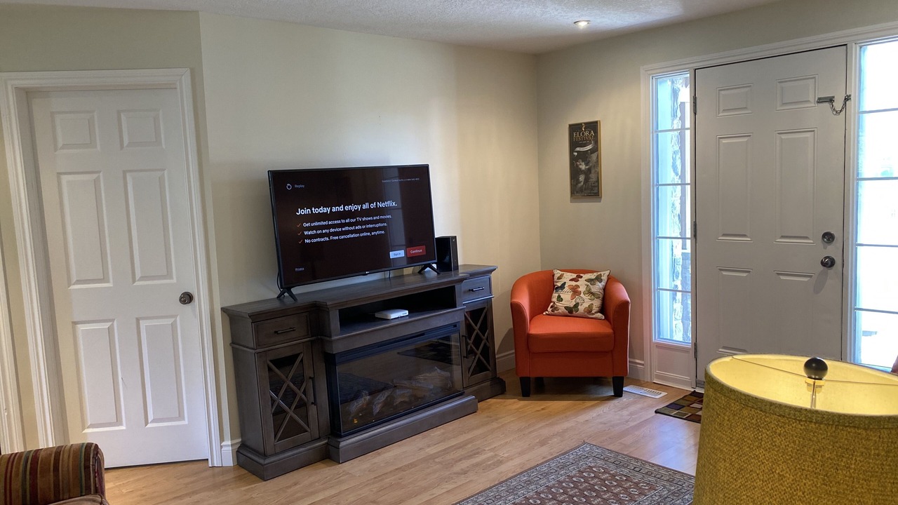 Photo of Livingroom in Elora