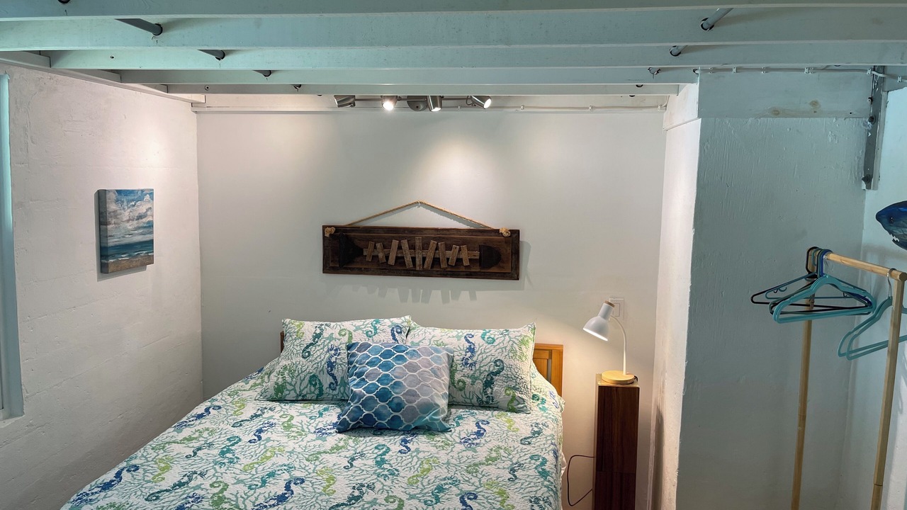 Photo of Bedroom in Mangrove Cay