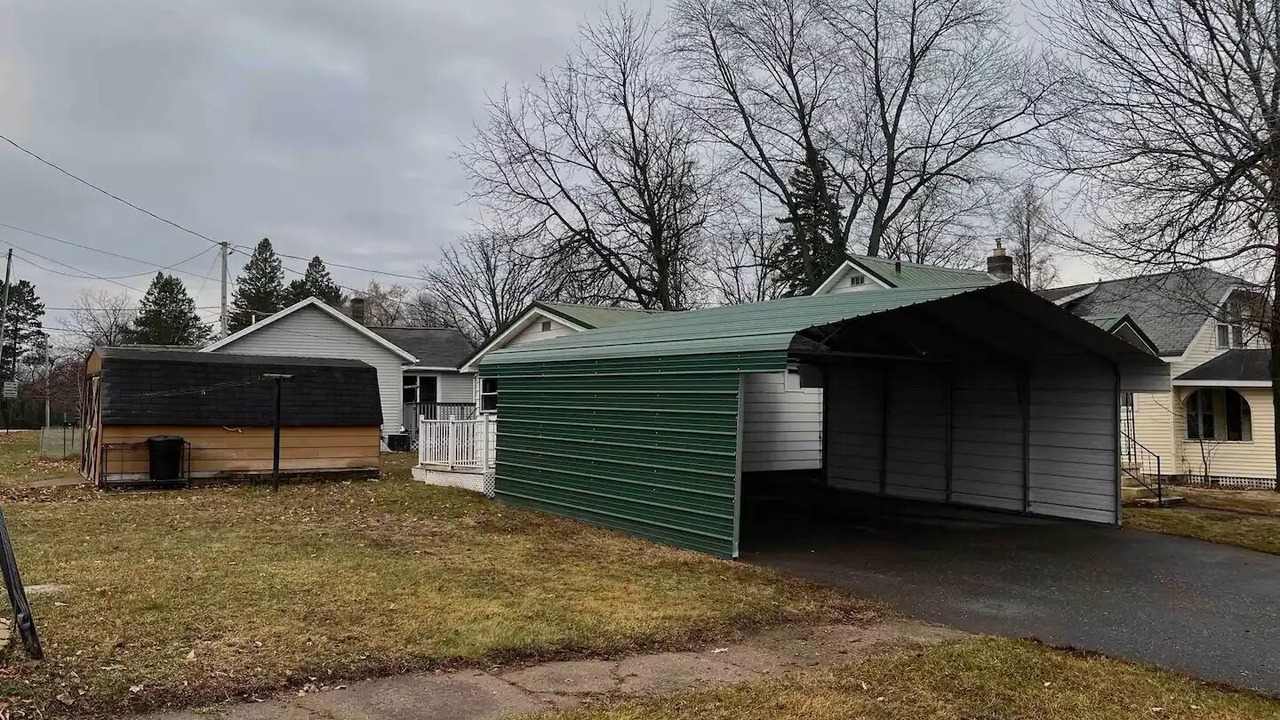 Photo of Outdoor in Kingsford