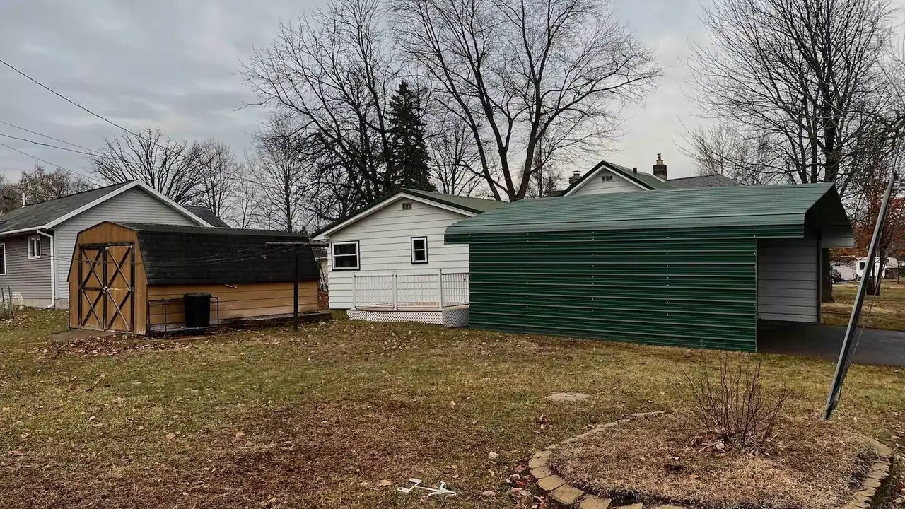 Photo of Outdoor in Kingsford
