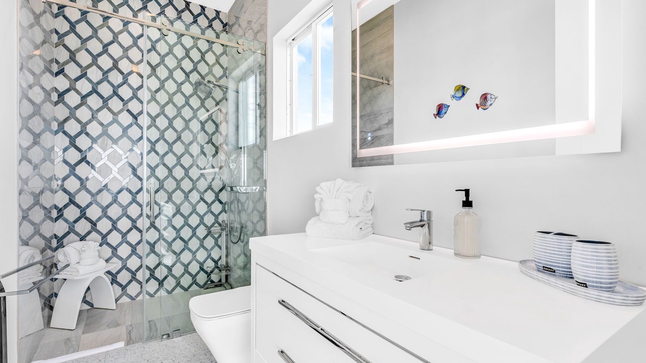 Photo of Bathroom in Farara Shores