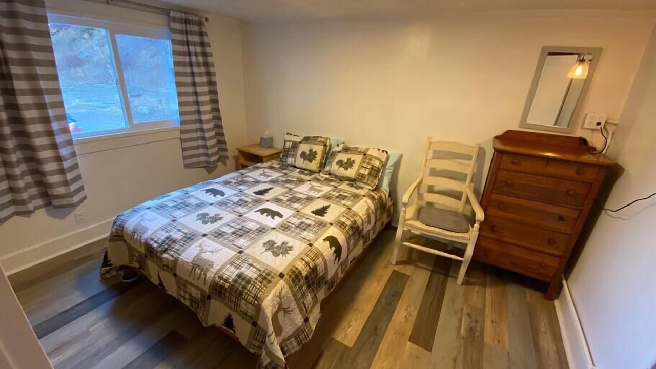 Photo of Bedroom in Coal Creek Canyon