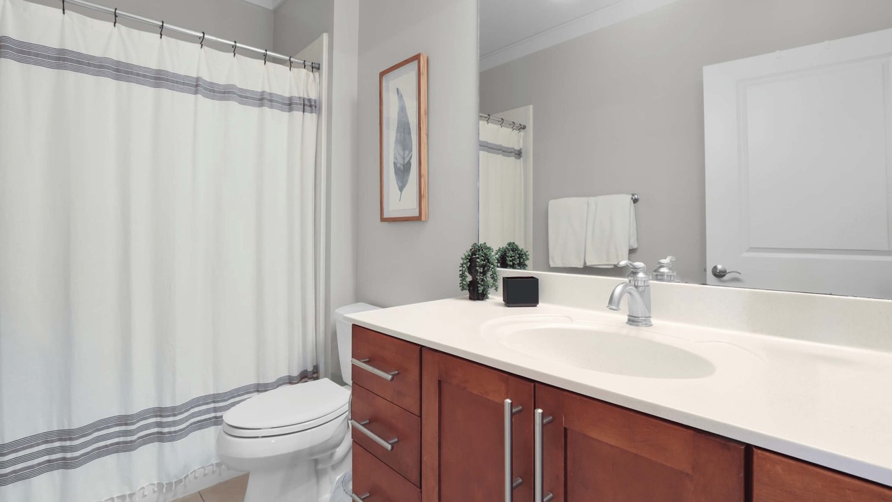 Photo of Bathroom in Old West Broad Neighborhood
