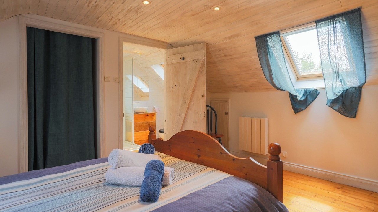 Photo of Bedroom in Plounerin