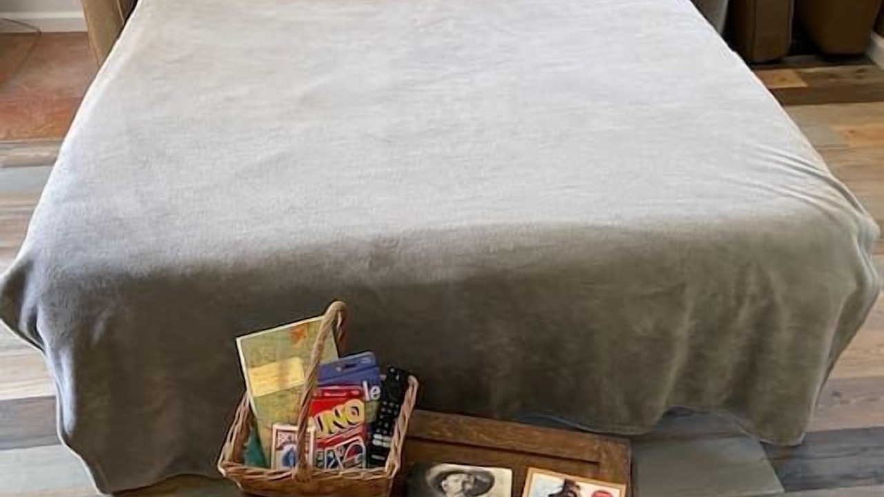 Photo of Bedroom in Coal Creek Canyon