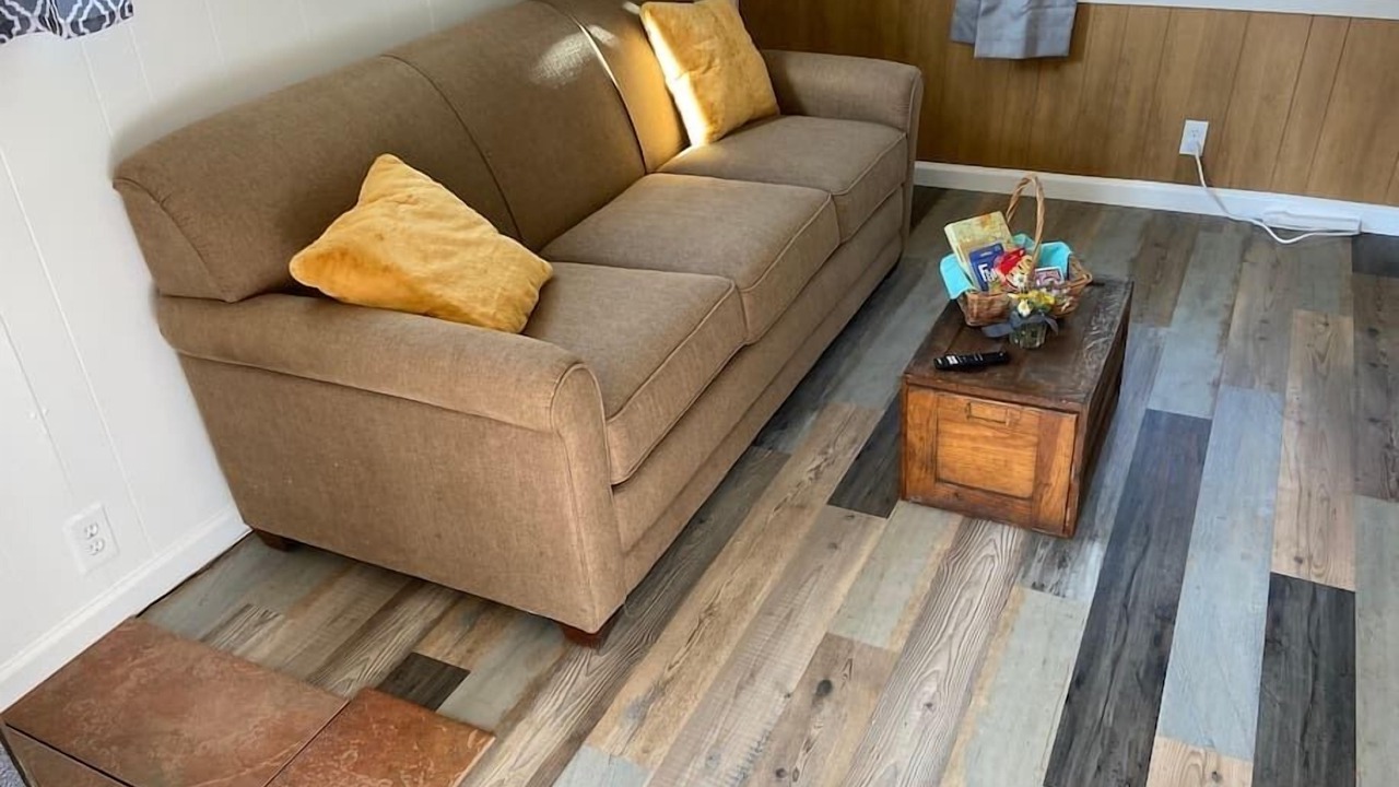 Photo of Livingroom in Coal Creek Canyon