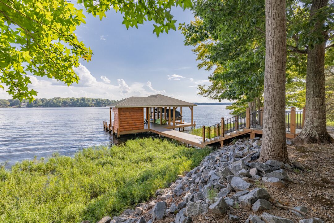 Photo of Outdoor in Bracey