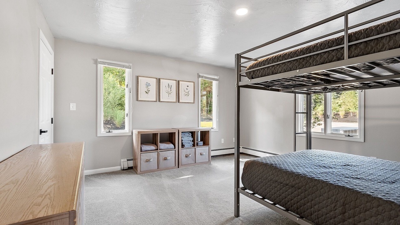 Photo of Bedroom in Winchendon
