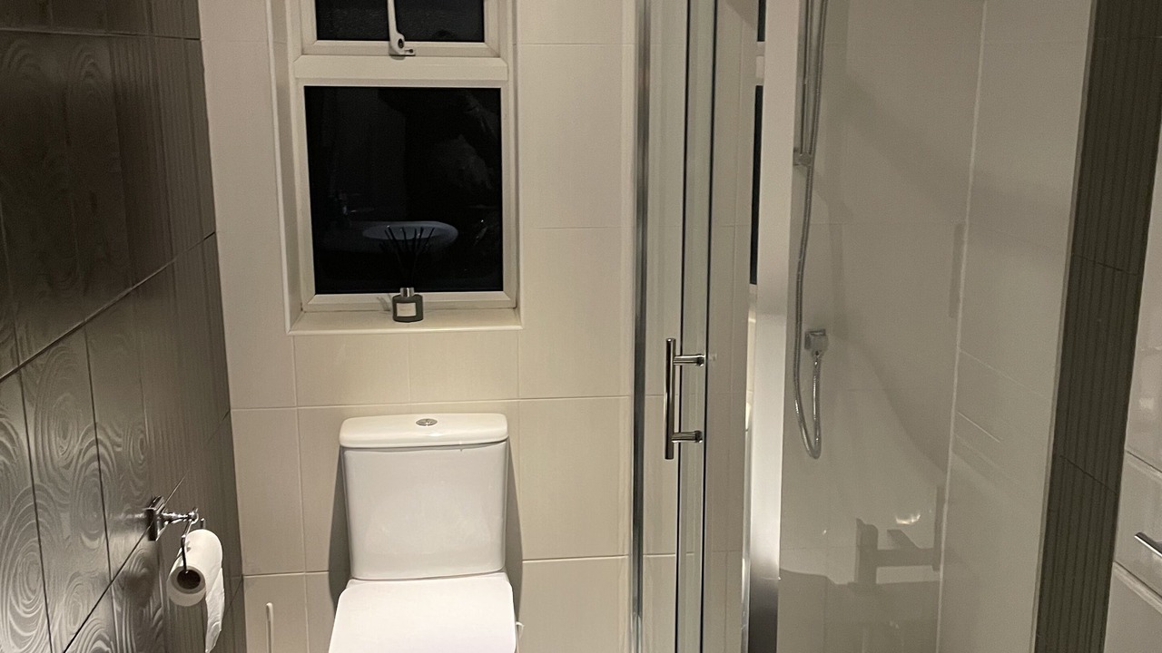 Photo of Bathroom in Toddington