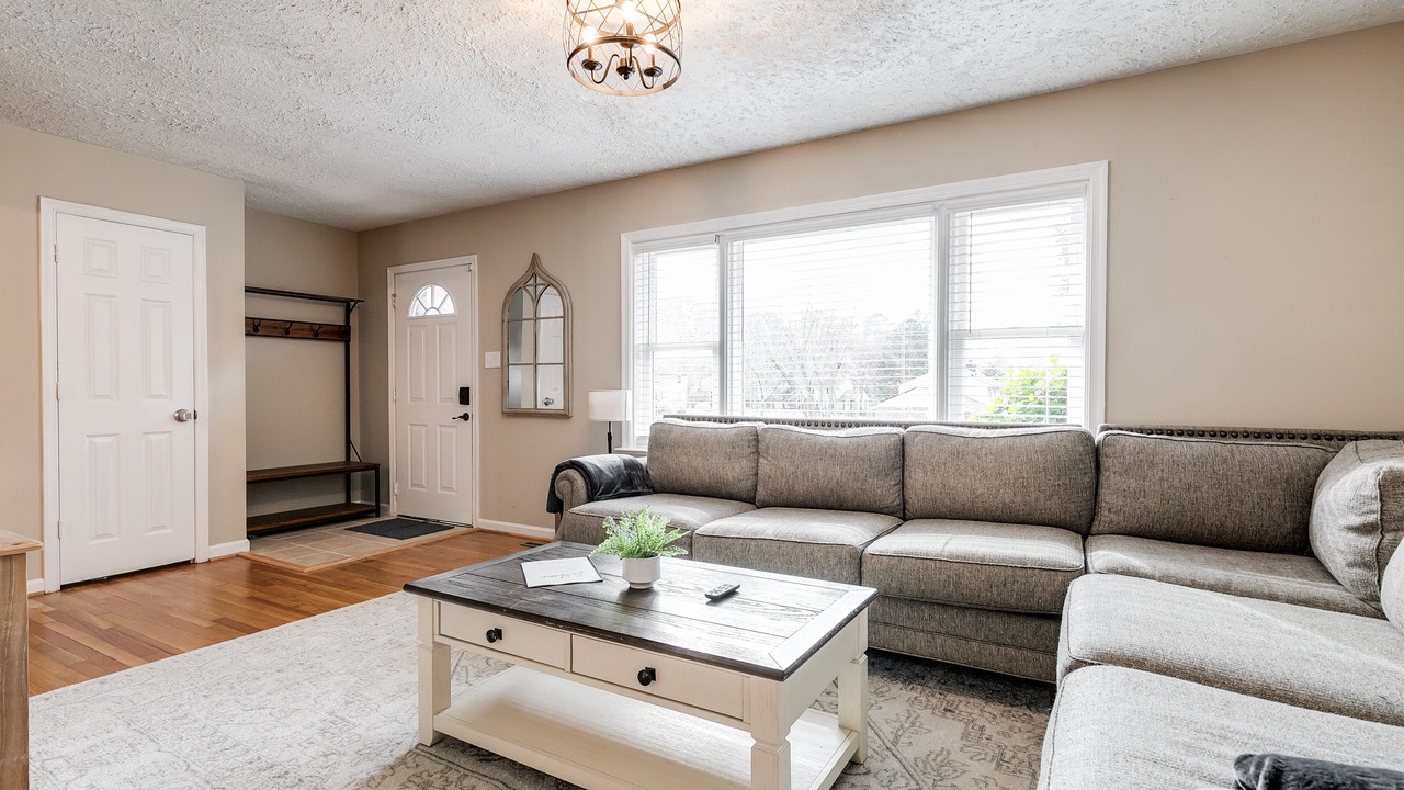 Photo of Livingroom in Midlothian