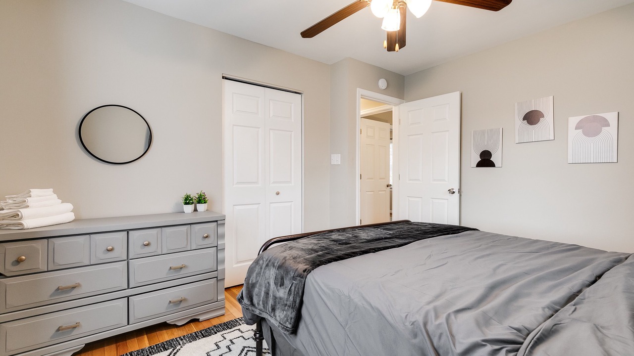 Photo of Bedroom in Midlothian