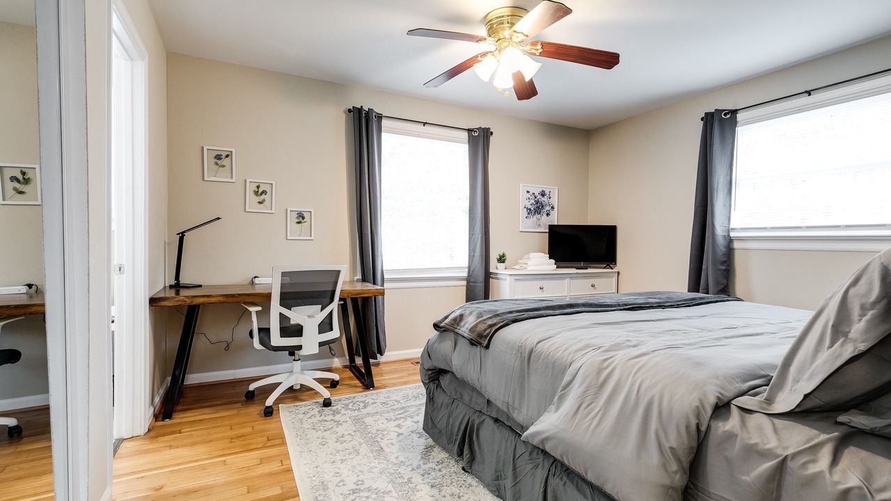 Photo of Bedroom in Midlothian