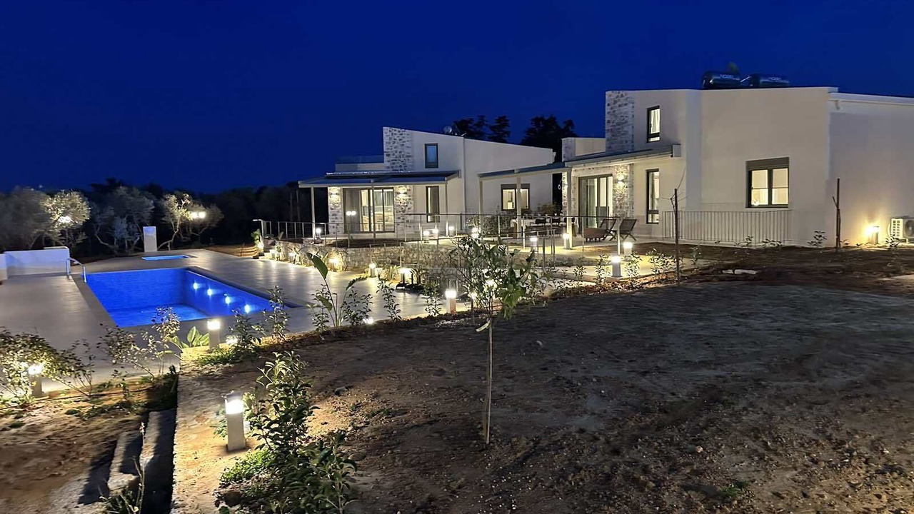 Photo of Outdoor in Pyrgos Psilonerou