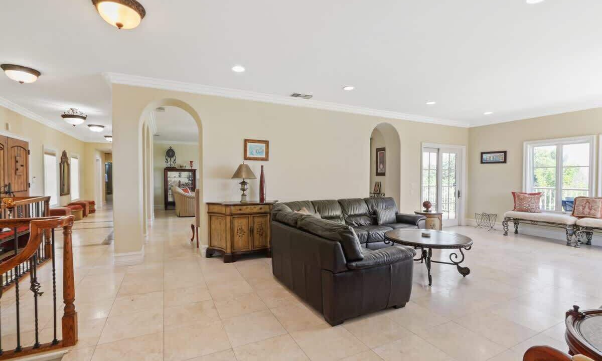 Photo of Livingroom in Rancho Palos Verdes
