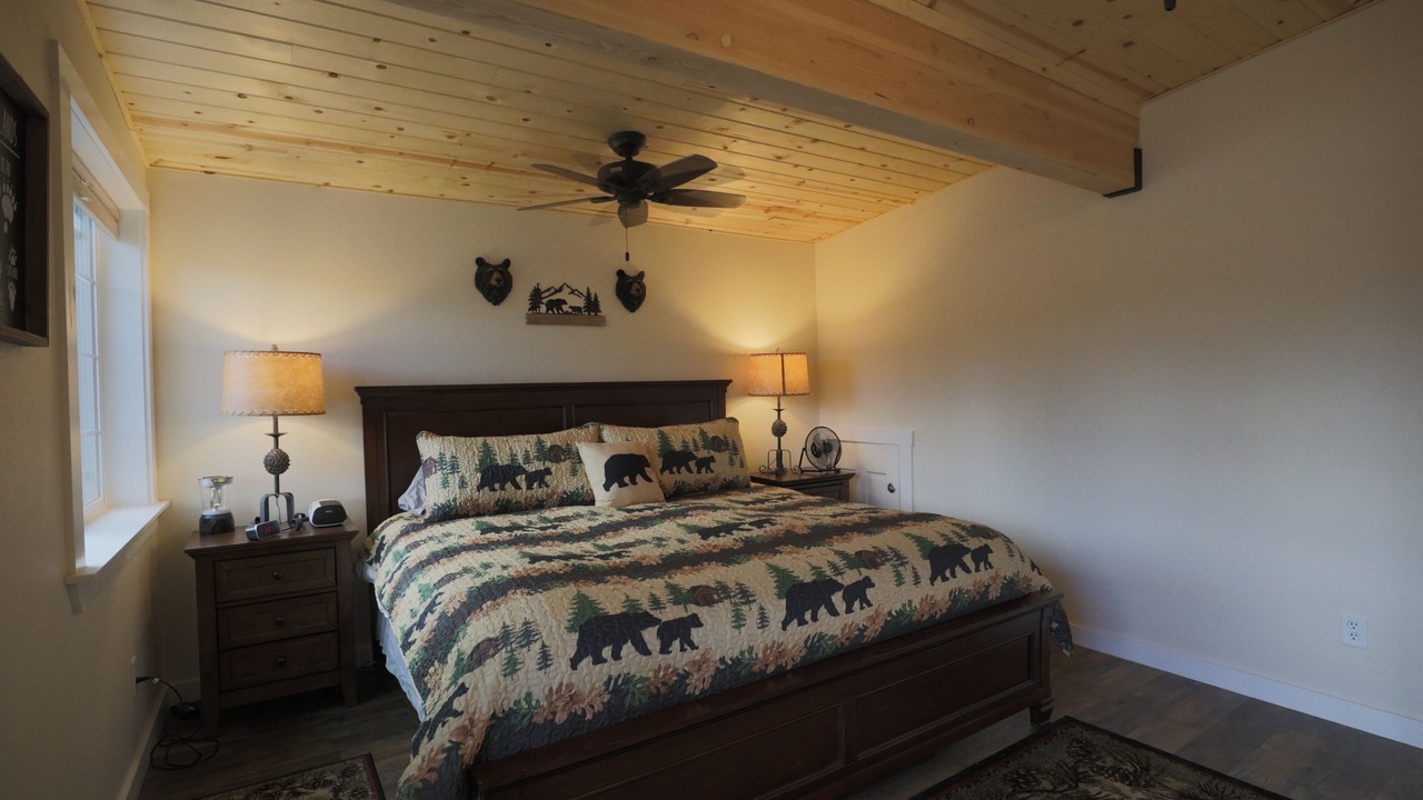 Photo of Bedroom in Crescent