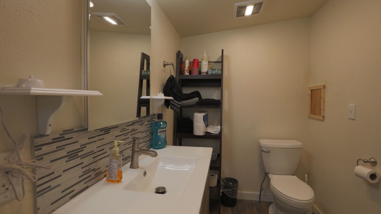Photo of Bathroom in Crescent