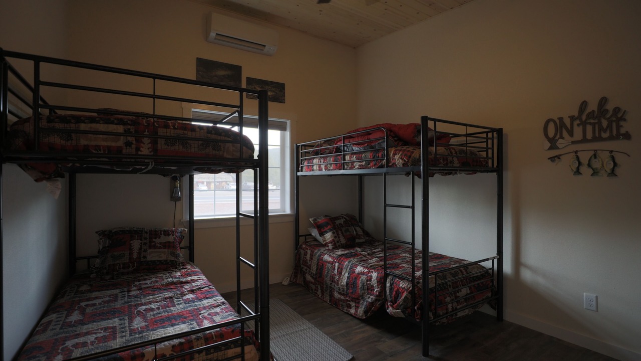 Photo of Bedroom in Crescent