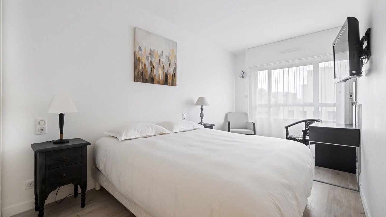 Photo of Bedroom in Bercy