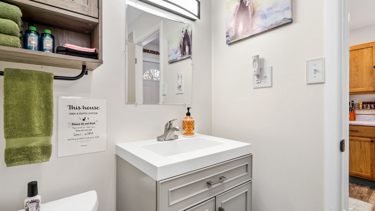Photo of Bathroom in Palmer