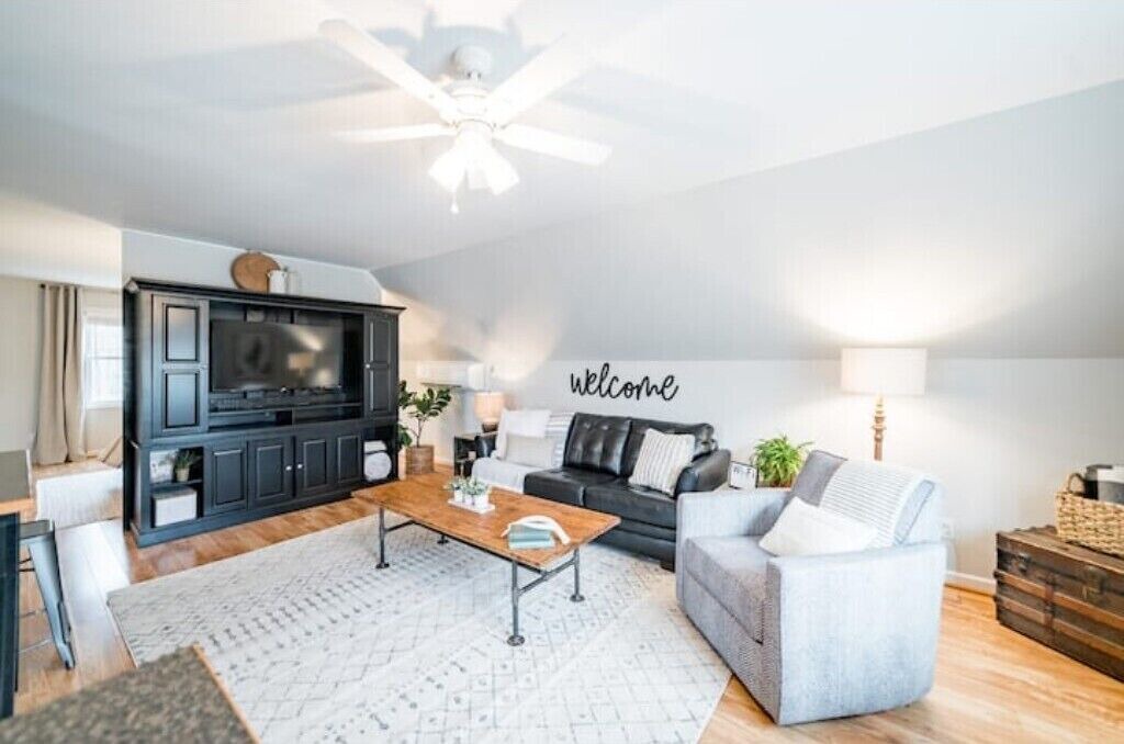 Photo of Livingroom in Concord