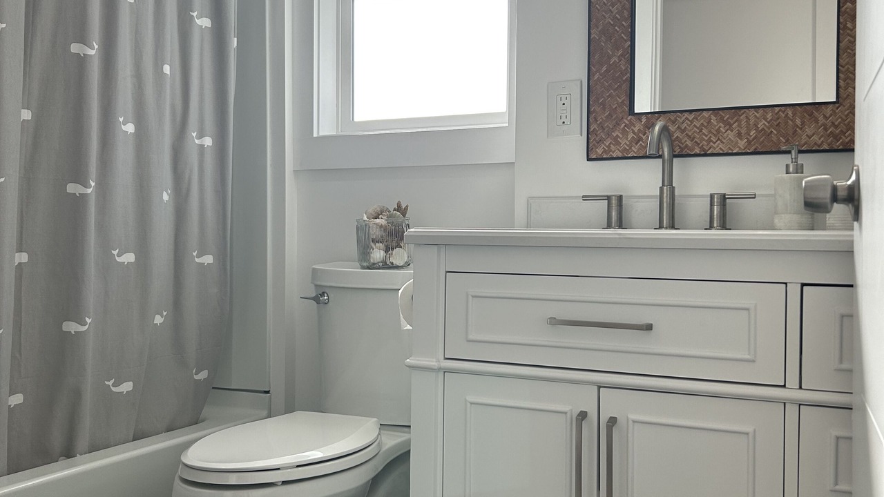 Photo of Bathroom in Garibaldi