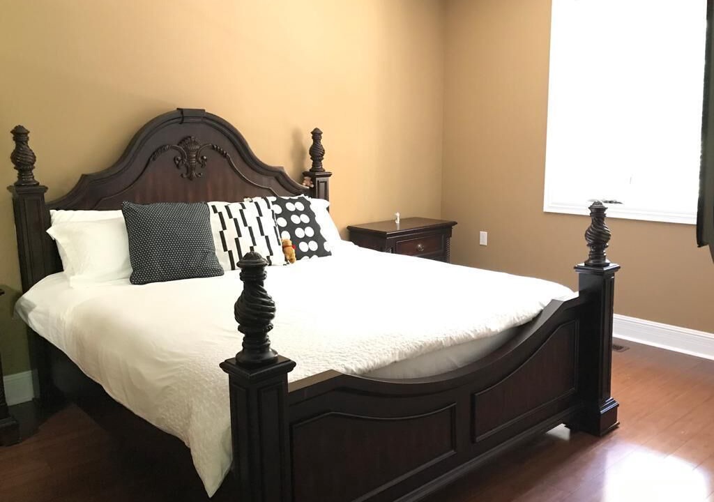 Photo of Bedroom in Puslinch