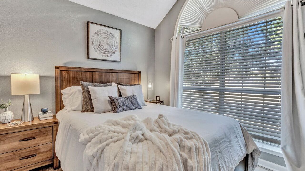 Photo of Bedroom in Lewisville
