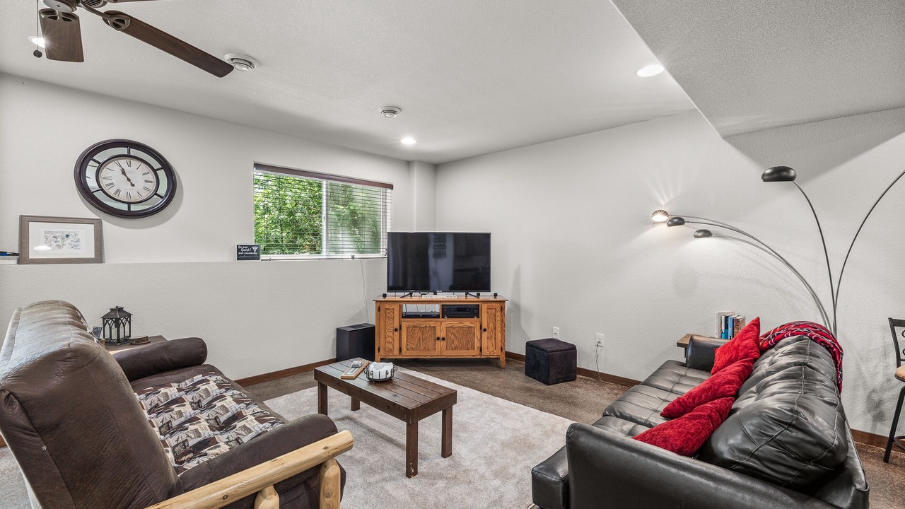 Photo of Livingroom in Gleason