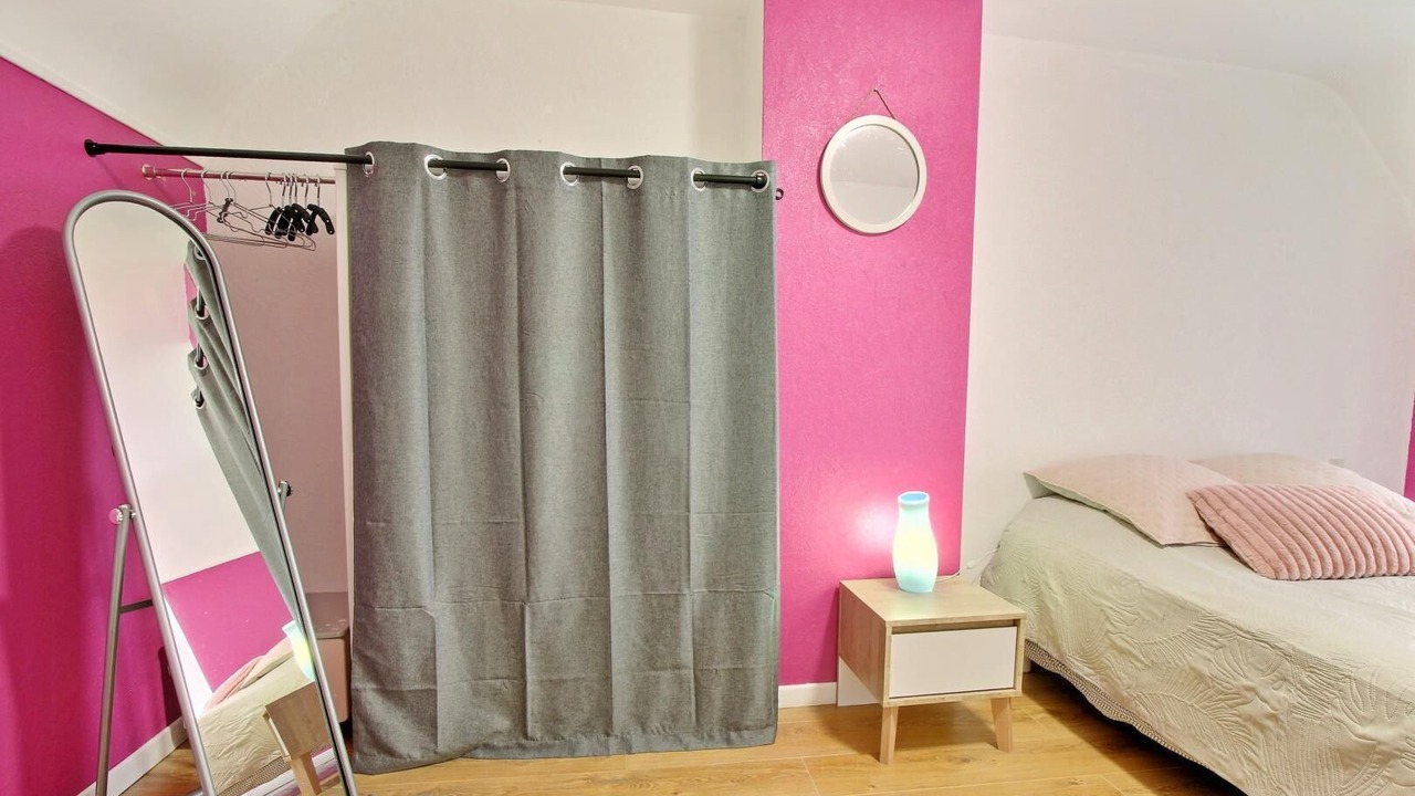 Photo of Bedroom in Locoal-Mendon