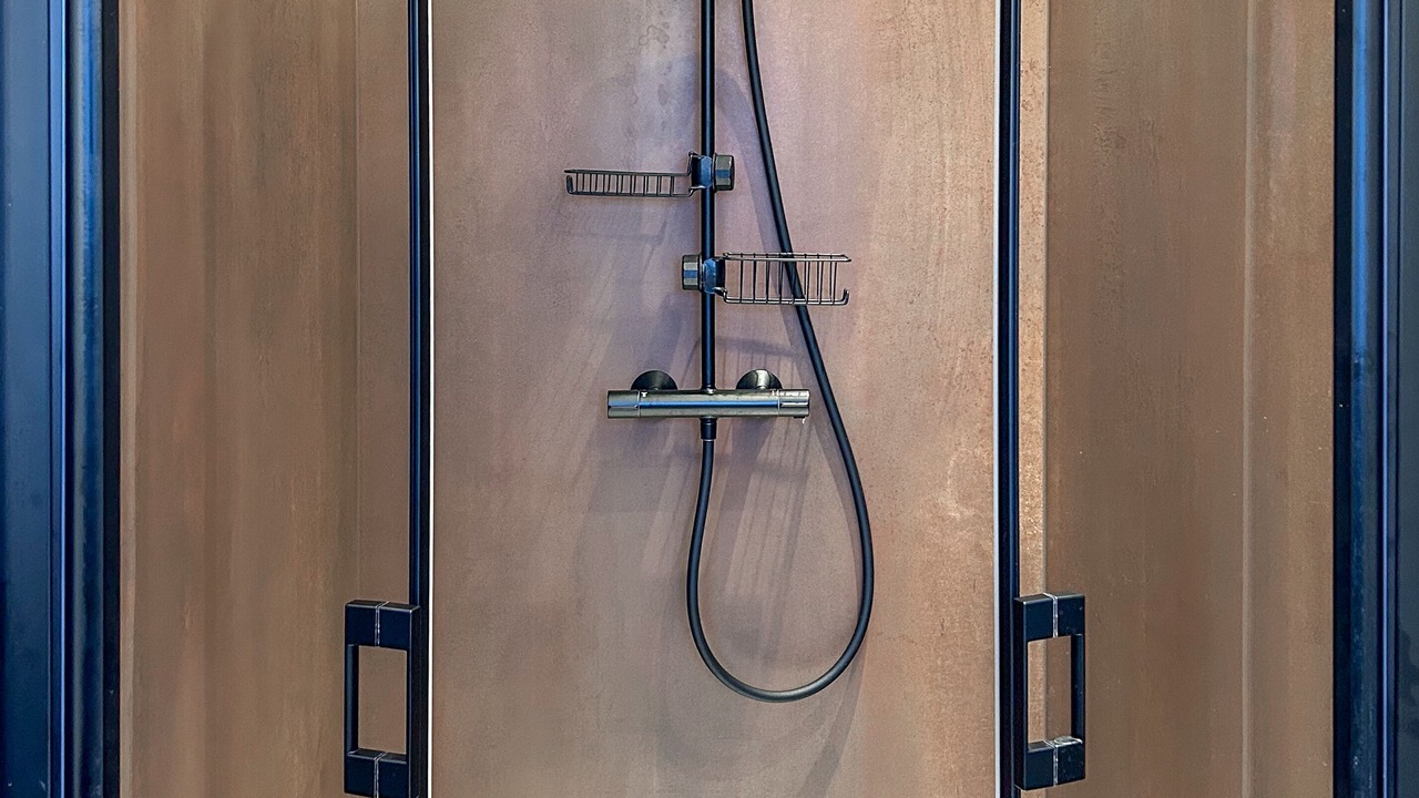 Photo of Bathroom in Neroth