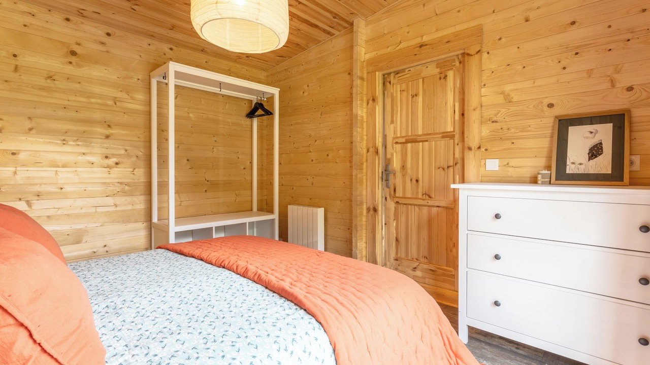 Photo of Bedroom in Landeleau