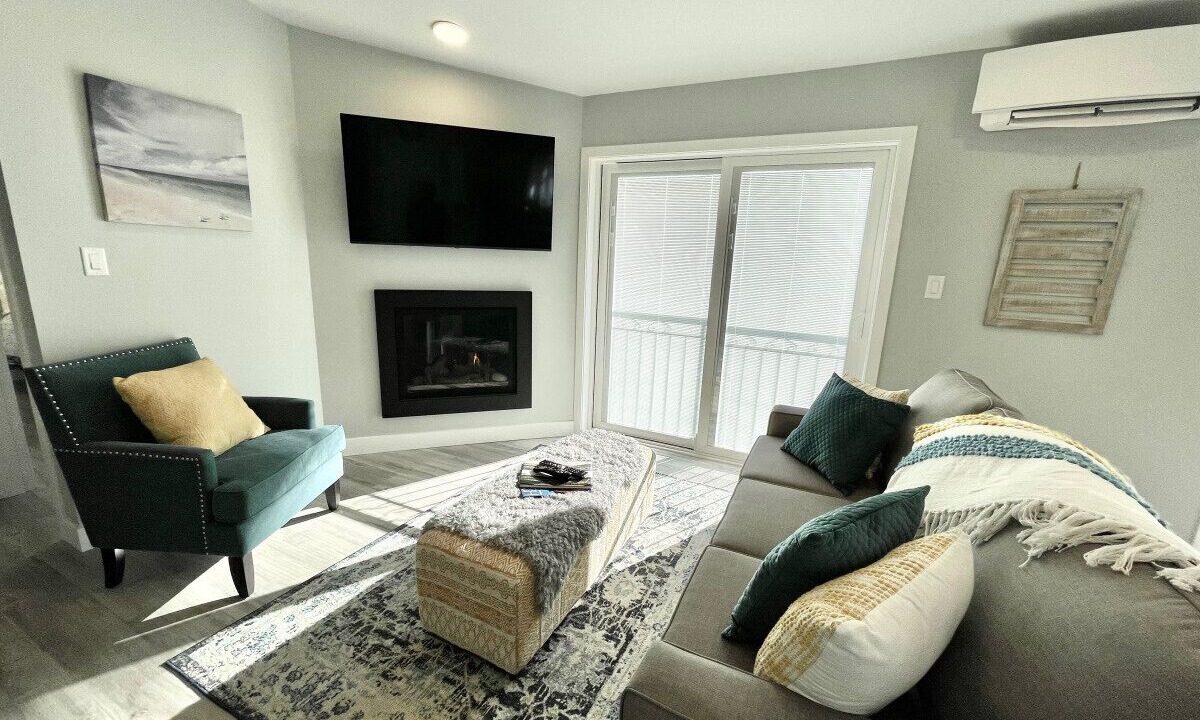 Photo of Livingroom in Okanagan-Similkameen