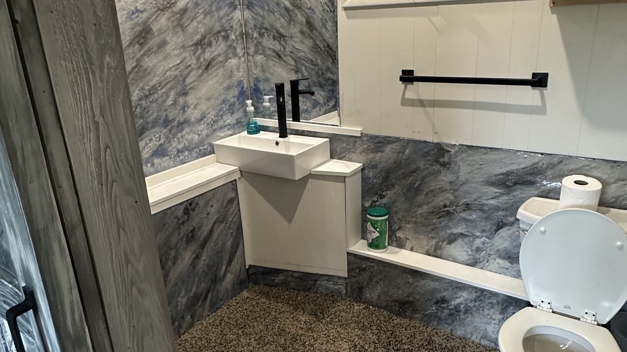 Photo of Bathroom in Hillsgrove