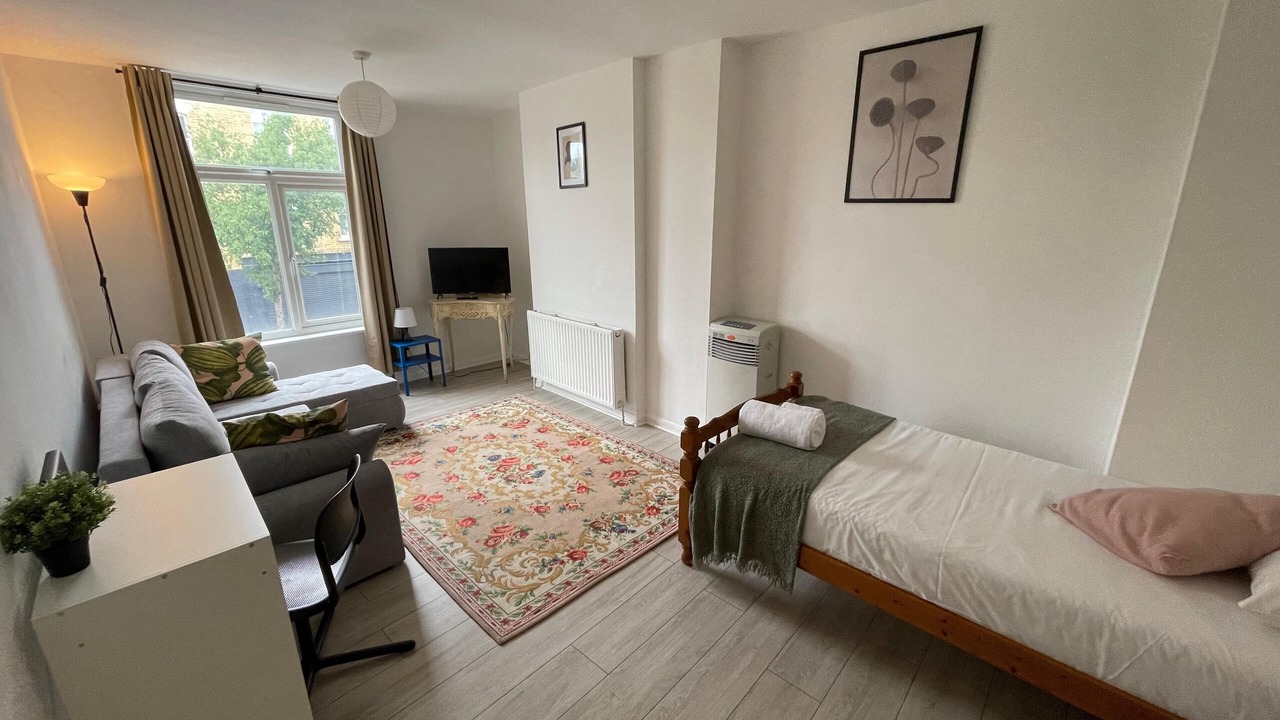 Photo of Bedroom in Homerton